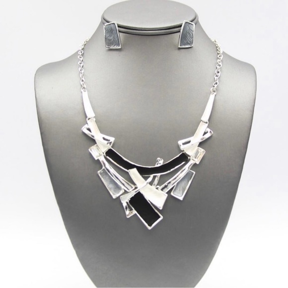 WE ARE LIVE!!! 💎💍 MEET ME TOMORROW 1/12/2025 @ 7PM EST / 4PM PST - Picture 4 of 16